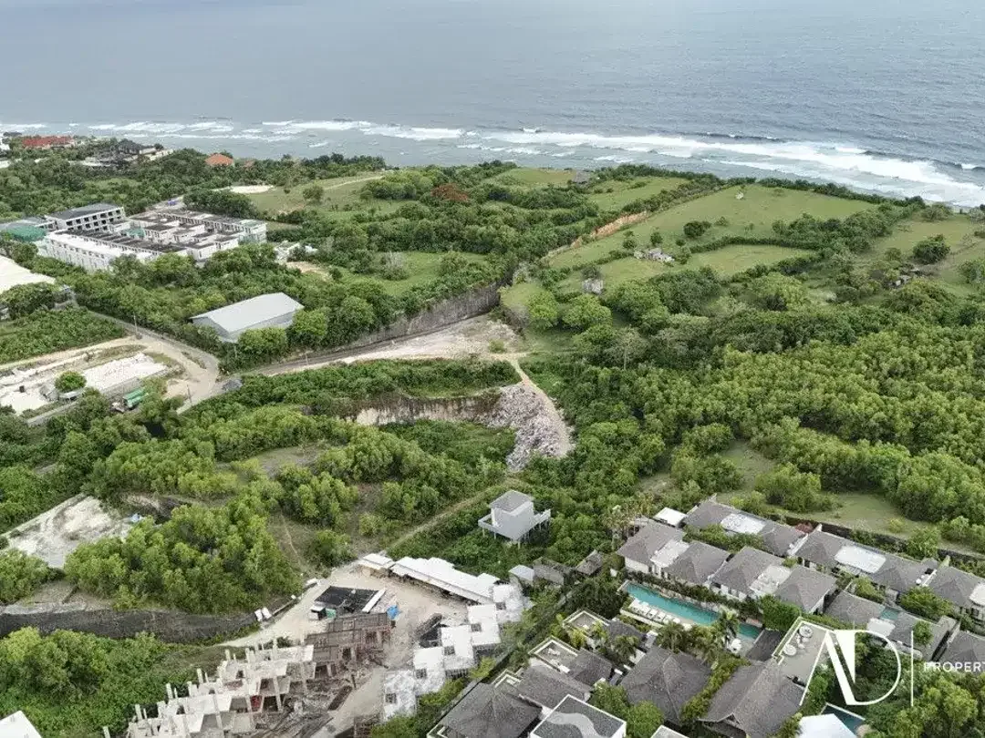 FREEHOLD | OCEAN VIEW LAND IN BUKIT ULUWATU - Image 1 of 7