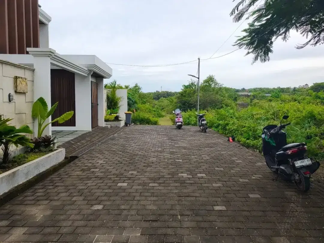 TANAH KOSONG DI BENOA NUSA DUA BALI DEKAT PANTAI PANDAWA - Image 4 of 5