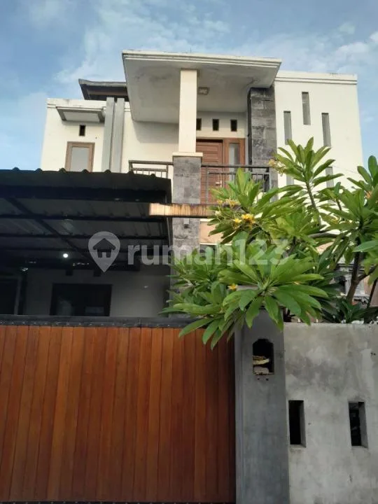 For Rent 3Bedroom House- Fully Furnished Tukad Petanu, Denpasar Selatan, Bali - Image 1 of 4