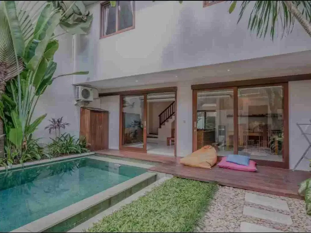 SALE FREHOLD COZY VILLA 2 BEDROOM AT PERERENAN BADUNG BALI - Image 3 of 10