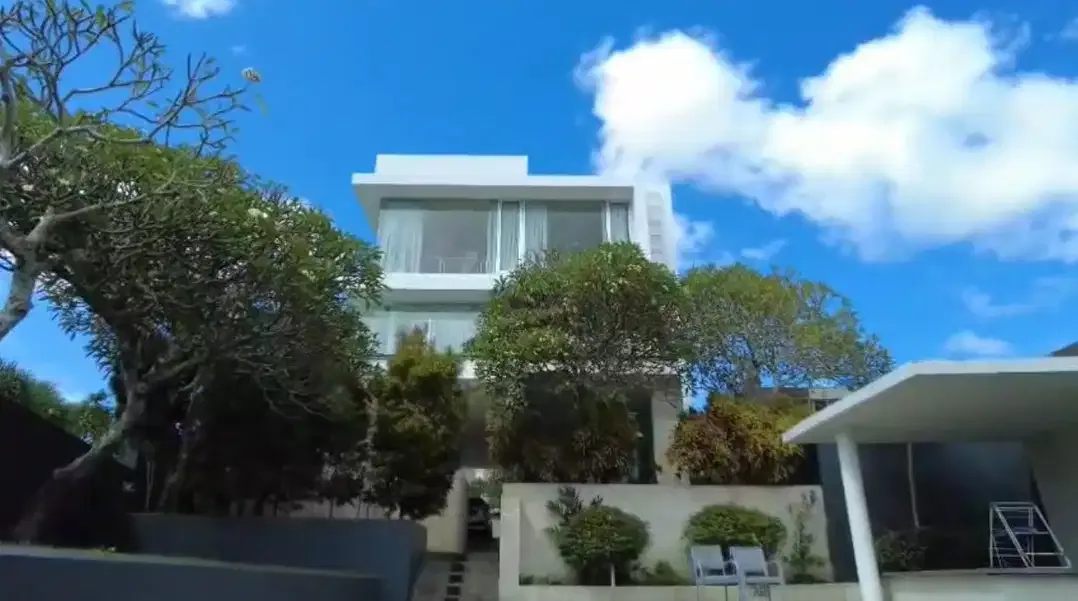 Modern Villas Ocean & Airport View at Jimbaran Beach - Image 3 of 10