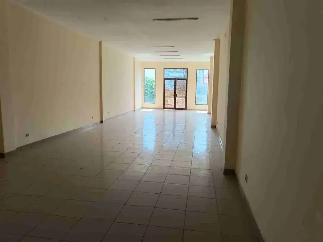 Dijual Ruko lokasi Strategis, cocok u/ smua bifang usaha di Sunset Road Badung Bali - Image 1 of 10