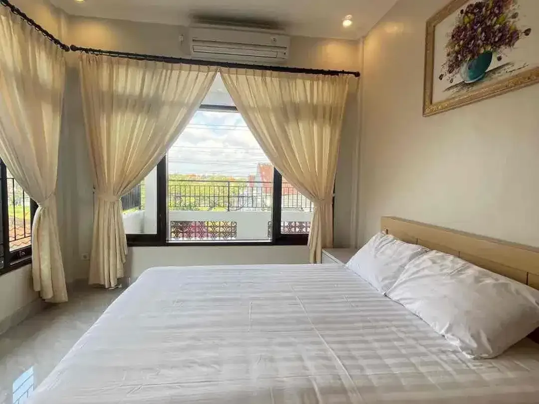 Semi Villa for sale in the heart of KEROBOKAN BALI - Image 6 of 10