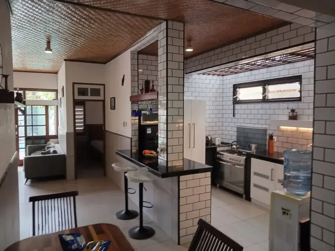 UNIQUE SPACIOUS 2 STOREY VILLA IN NUSA DUA - Image 8 of 10