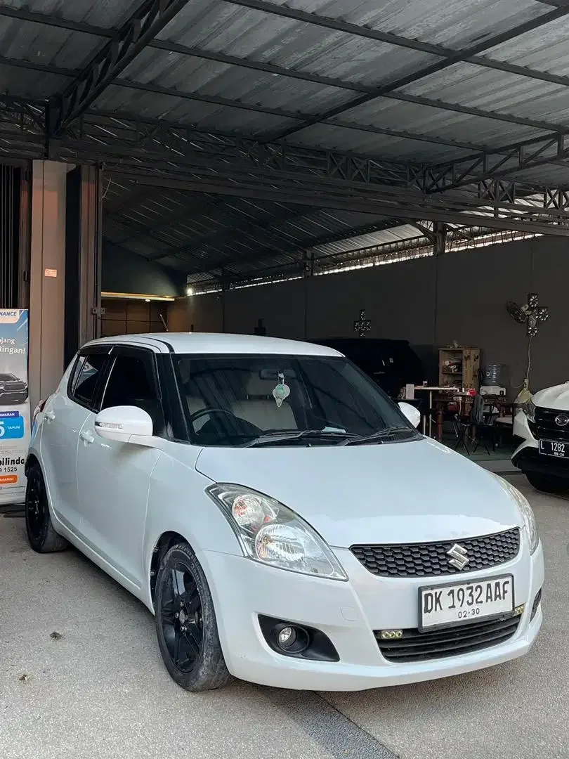 SWIFT GX MANUAL 2014 - DP 15 JT - Image 1 of 10