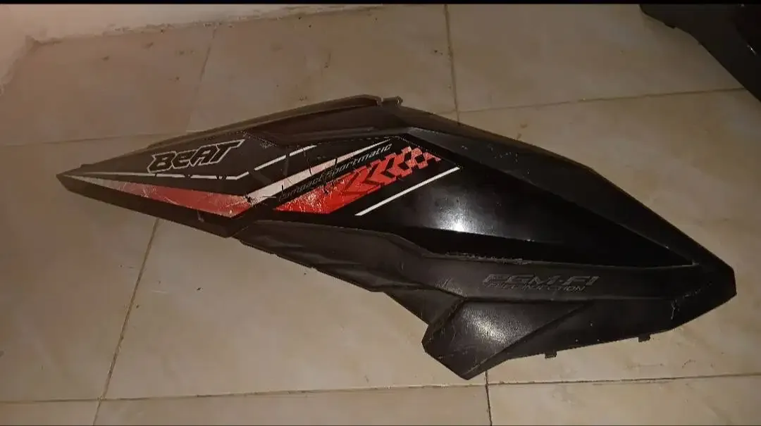 cover body belakang honda beat PGM fi K 25 original 2012-2014 - Image 3 of 4