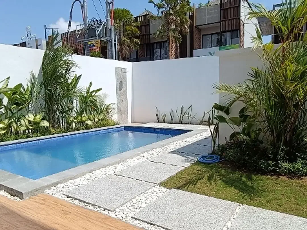 Villa Strategis Minimalis Kayu Tulang Canggu Bali - Image 2 of 10