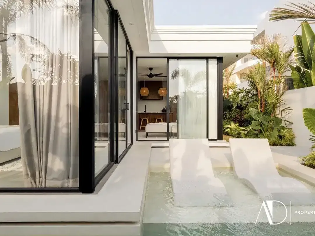 LEASEHOLD | 1-BEDROOM VILLA 100 METERS FROM SESEH BEACH - Image 2 of 10