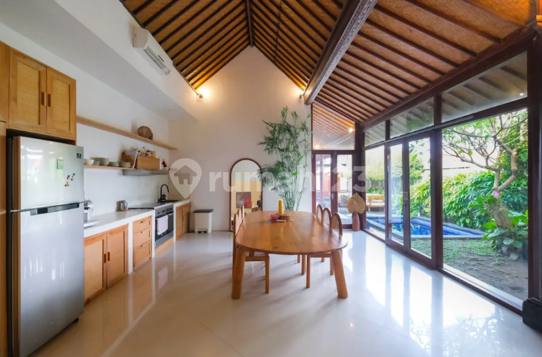 Spacious 3-Bedroom Villa In Quiet Umalas - Image 1 of 4