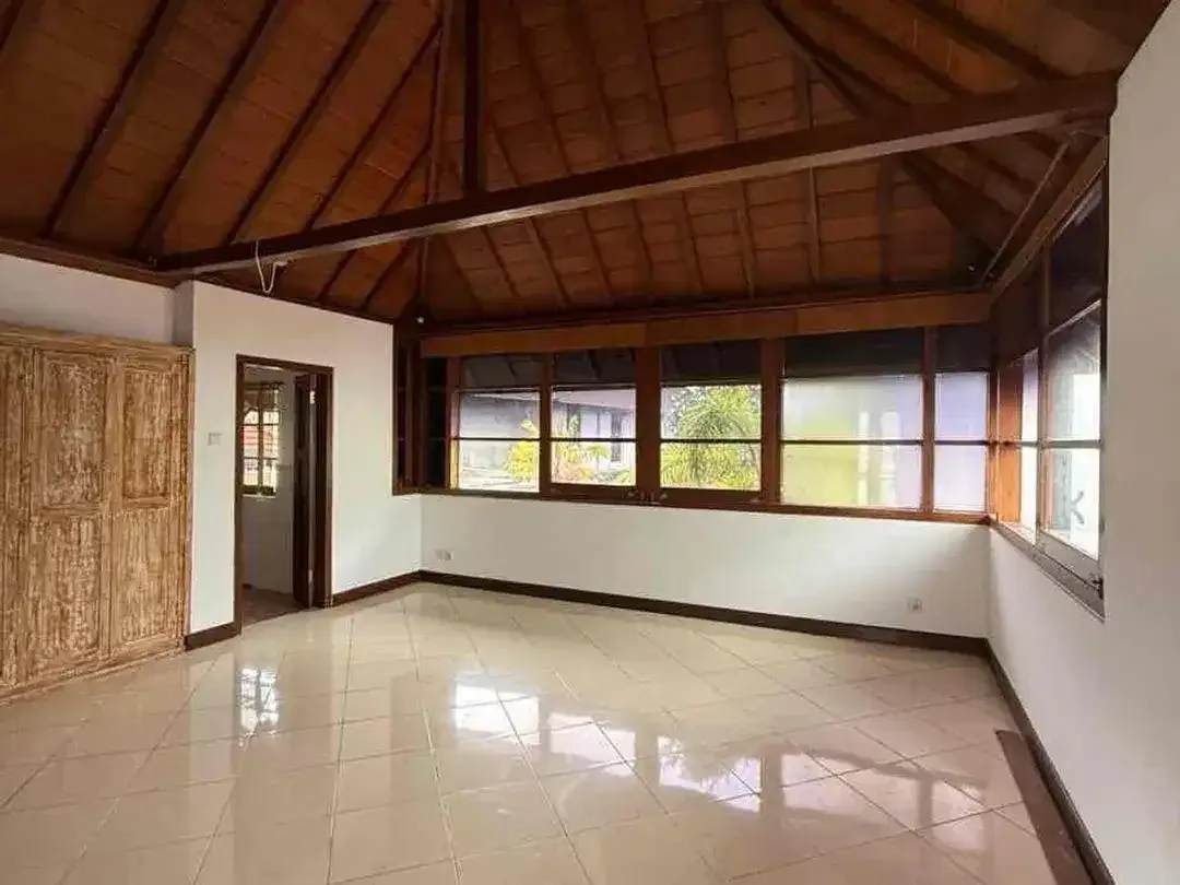 DIJUAL - FREEHOLD 

Villa di Petitenget - Seminyak - Image 6 of 8