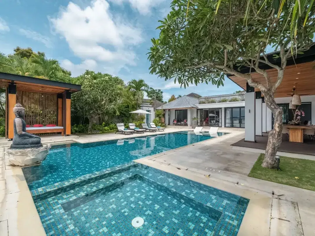 Villa Beach Front terbaik di Tanjung Benoa Sewaan selalu full Best Review - Image 4 of 10