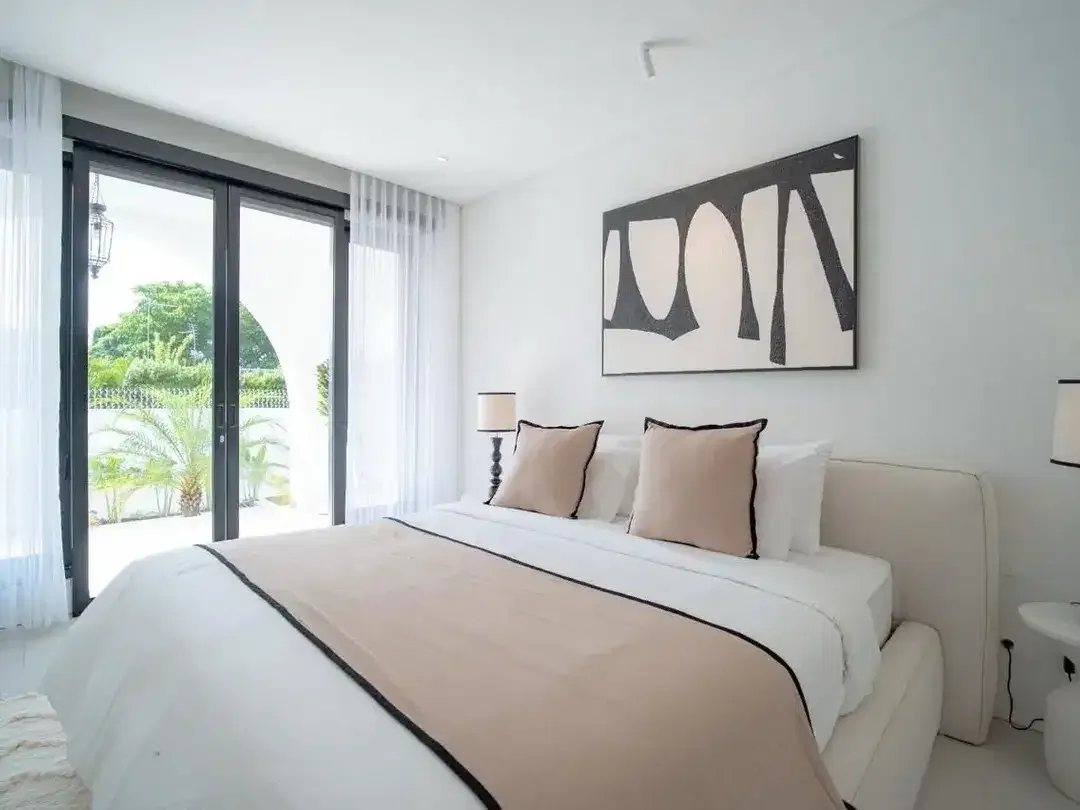BRAND NEW VILLA BIG PRIVAT POOL KAWASAN VILLA BEST LOCATION BRAWA CANGGU - Image 2 of 10