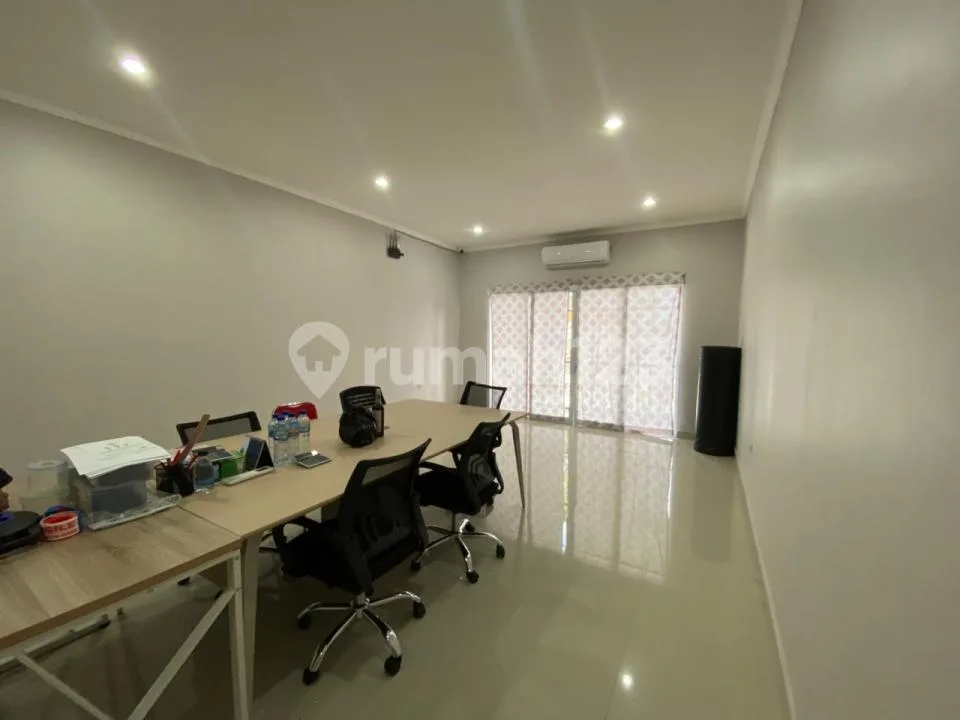Ruko 2 Lantai di Mertasari Denpasar Selatan Dekat Sanur Siap Huni Akses Strategis Parkir Luas - Image 4 of 4