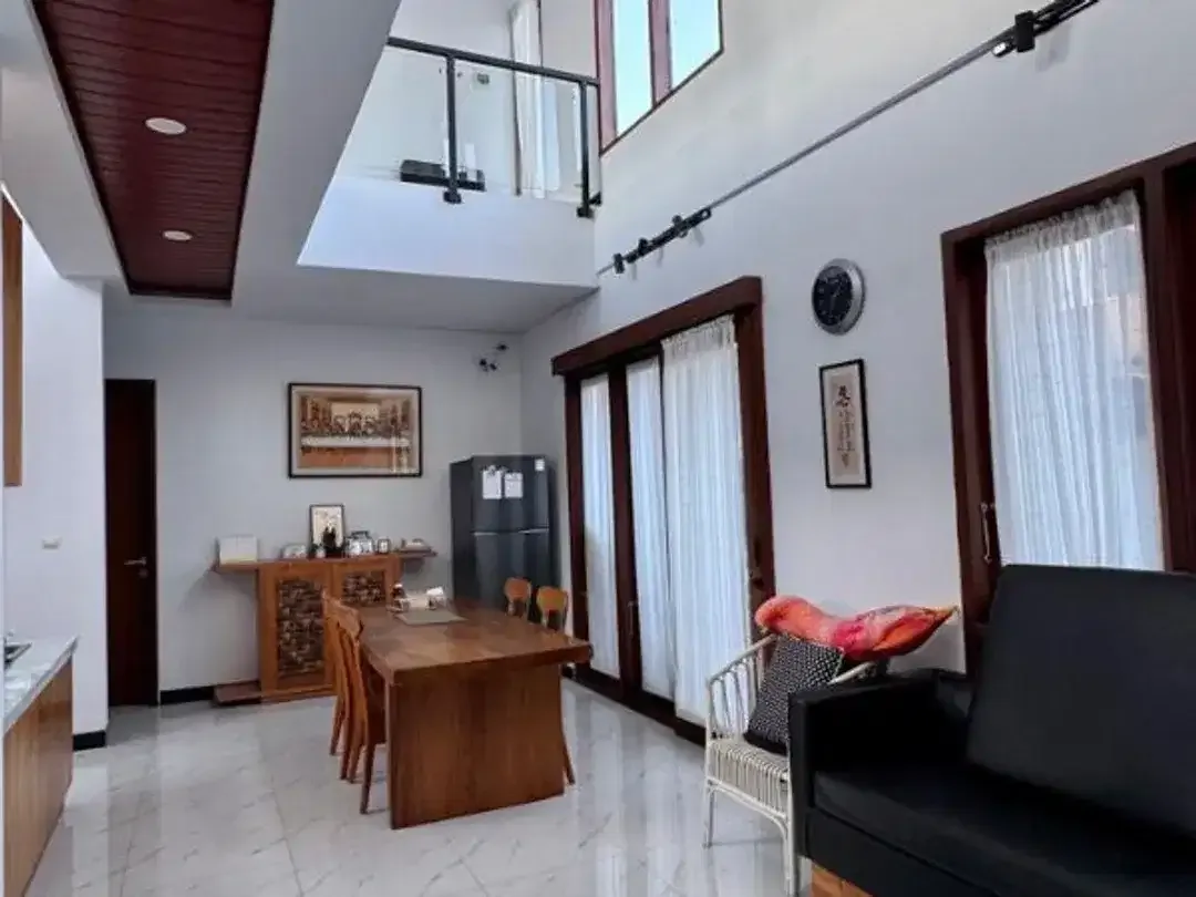 RUMAH MODERN TROPICAL DI BUDUK MENGWI BADUNG - Image 3 of 7