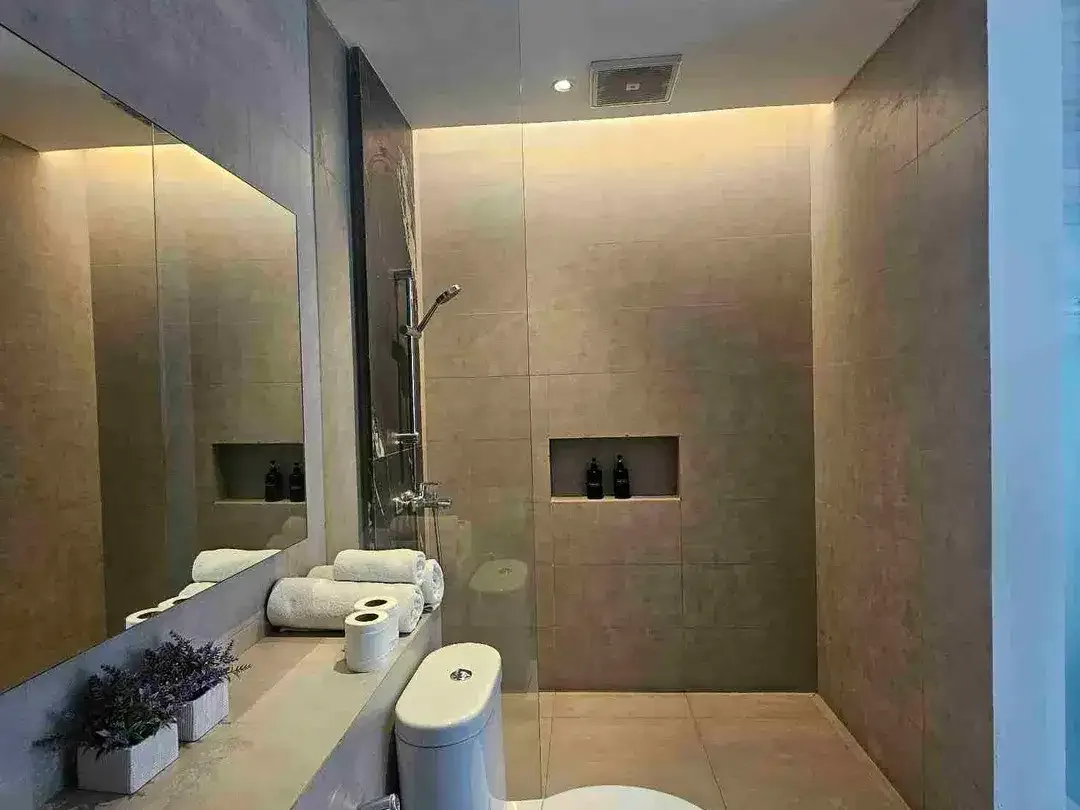 Two Bedroom Modern Tropical Villa at Seminyak Kuta, walking distance to Beach - Image 6 of 7
