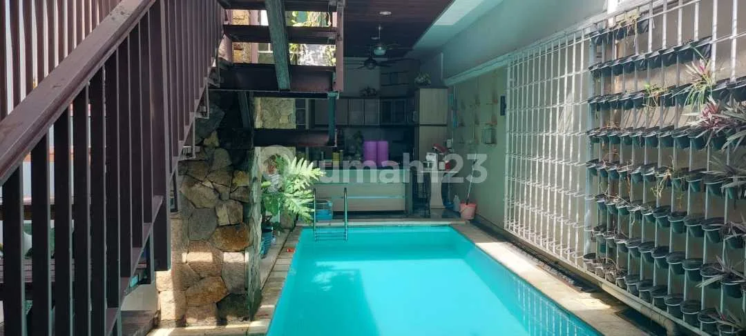 LUXURY VILLA FULL FURNISH, DAUH PURI KLOD, DENPASAR BARAT, DENPASAR, BALI - Image 4 of 4