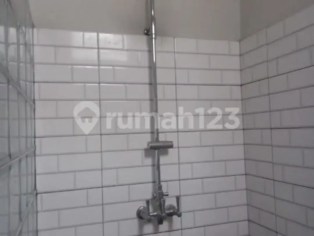 Kesempatan Langka! Rumah Luas 200M² di Jimbaran Cuma 2M Full Furnish - Image 7 of 10