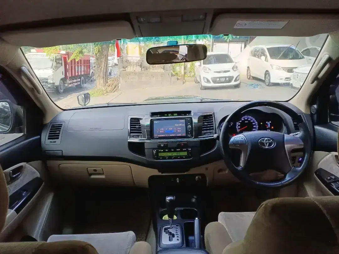 FORTUNER TRD VNT TURBO AT DISEL SUPER ISTIMEWA - Image 7 of 10
