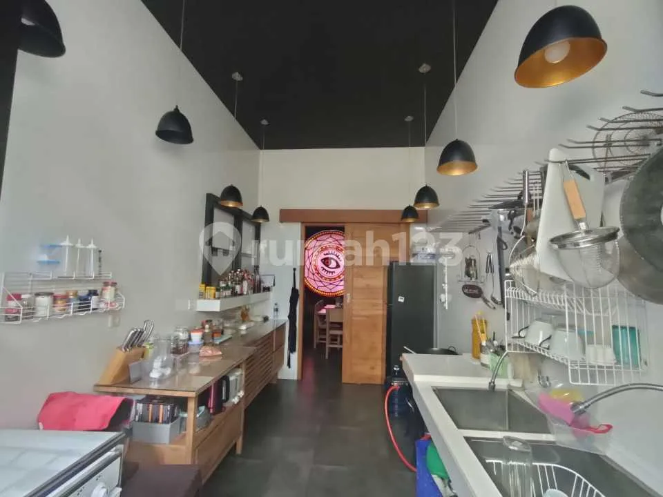 Dijual Ruko 4 Lantai Jln. Drupadi Seminyak Badung-Bali - Image 2 of 4