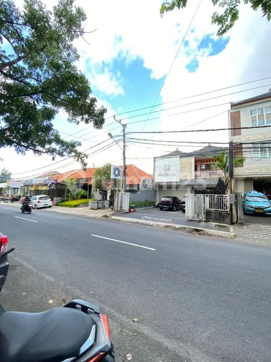 Dijual Ruko 3 Lantai Dengan Lokasi Sangat Strategis - Image 4 of 4