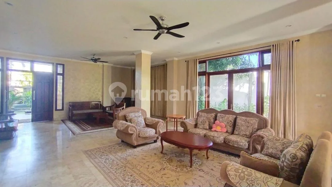 Rumah Mewah Murah Full Furnished Dekat Pantai Gianyar Denpasar - Image 4 of 4