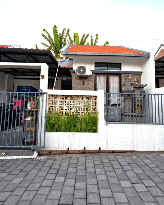 Rumah Bongan Semi Furnished 15Mnt ke Pantai Kedungu - Image 1 of 4