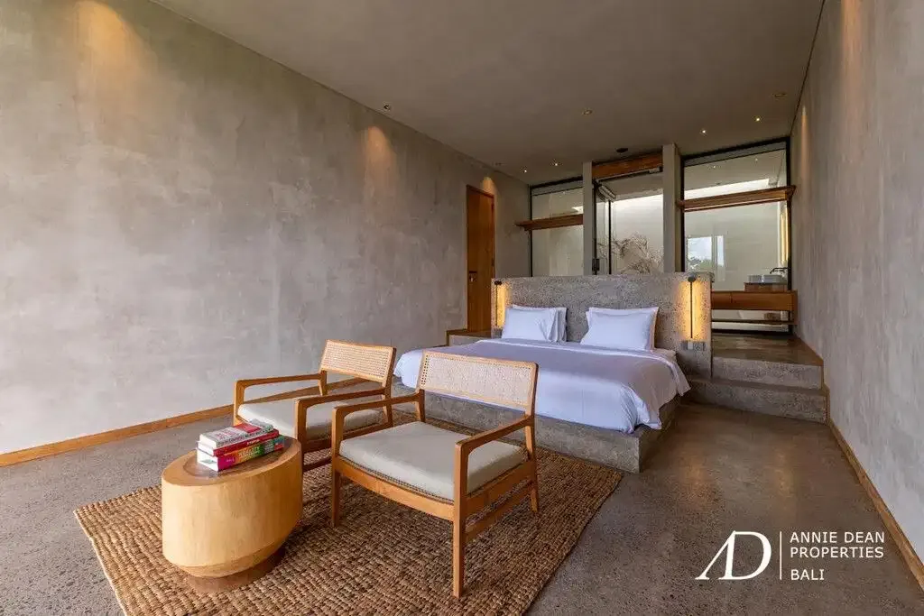 LEASEHOLD | MODERN VILLA WITH RICE FIELD VIEWS IN TUMBAK BAYUH - Image 5 of 10