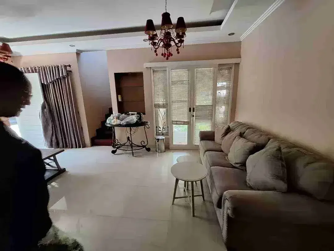 Rumah Sewa di Kerobokan Dekat Seminyak – Jl. Mertanadi, 4 Kamar Tidur, Private Pool - Image 3 of 9