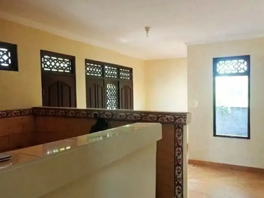 AMS-014.RSH  Rumah Strategis 3 Kamar Dijual di Batuyang Batubulan – Dekat Denpasar & Kertalangu - Image 4 of 10