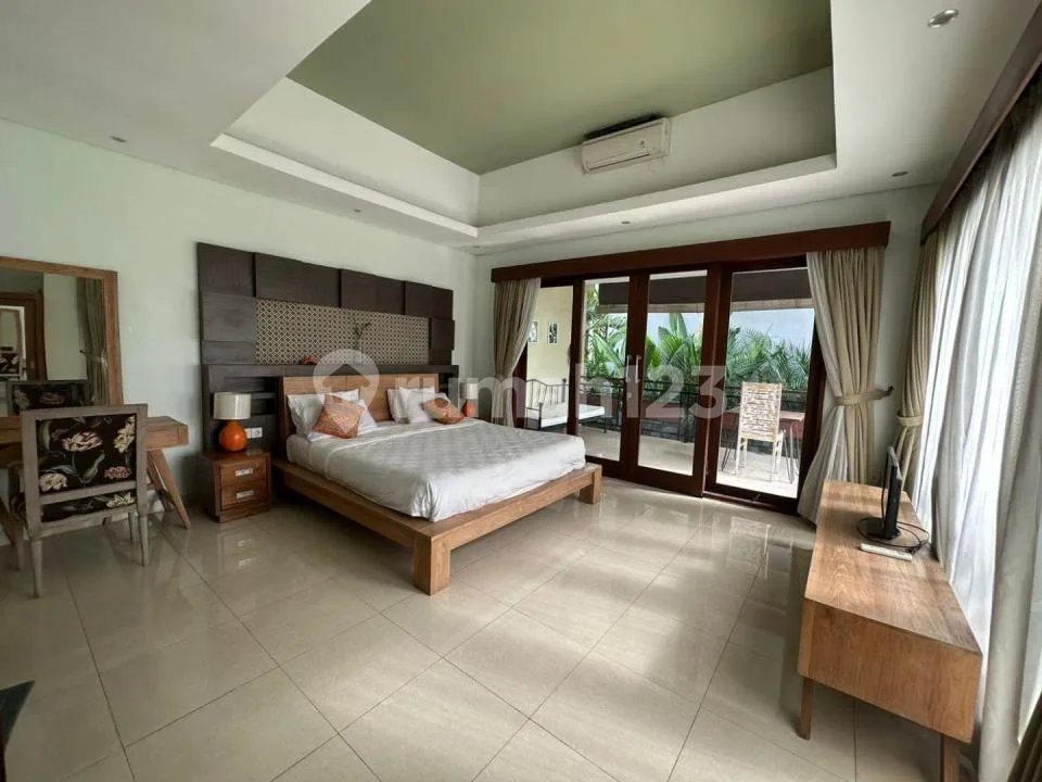 Villa Dijual Lokasi Tumbak Bayuh - Image 3 of 4