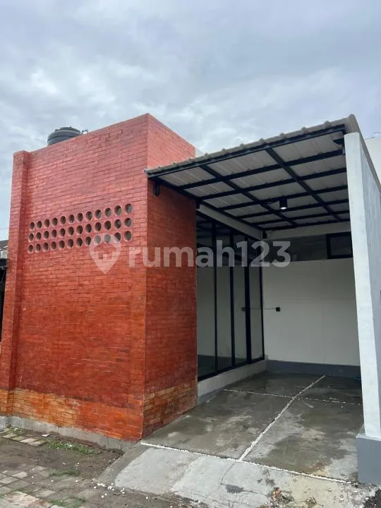 Jarang Ada! Rumah Elegan di Ketewel Gianyar dengan Desain Mewah - Image 1 of 4