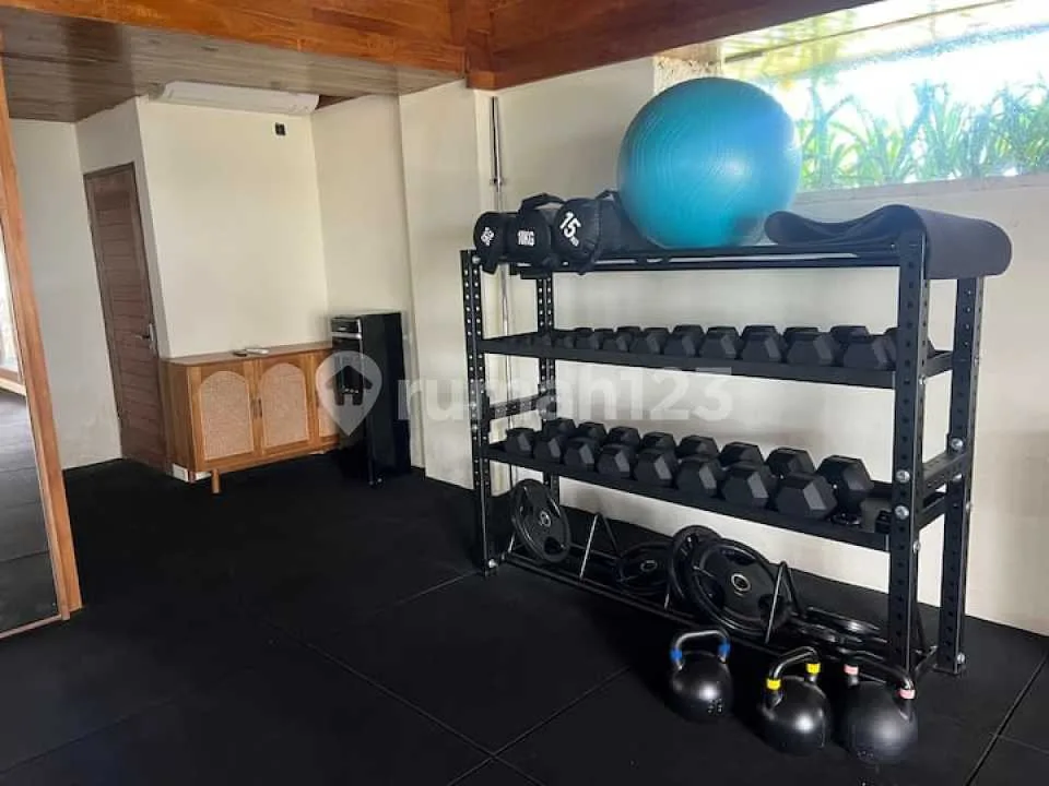 Ready For Rent 4 B R Luxury Villa With Ocean View In Uluwatu Bali - Image 3 of 4