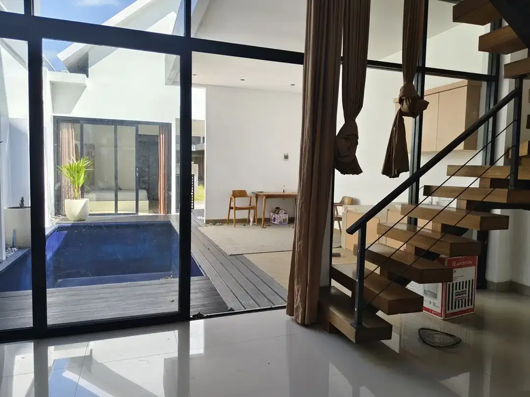 Villa Modern Tropis di Bumbak Umalas - Image 2 of 10