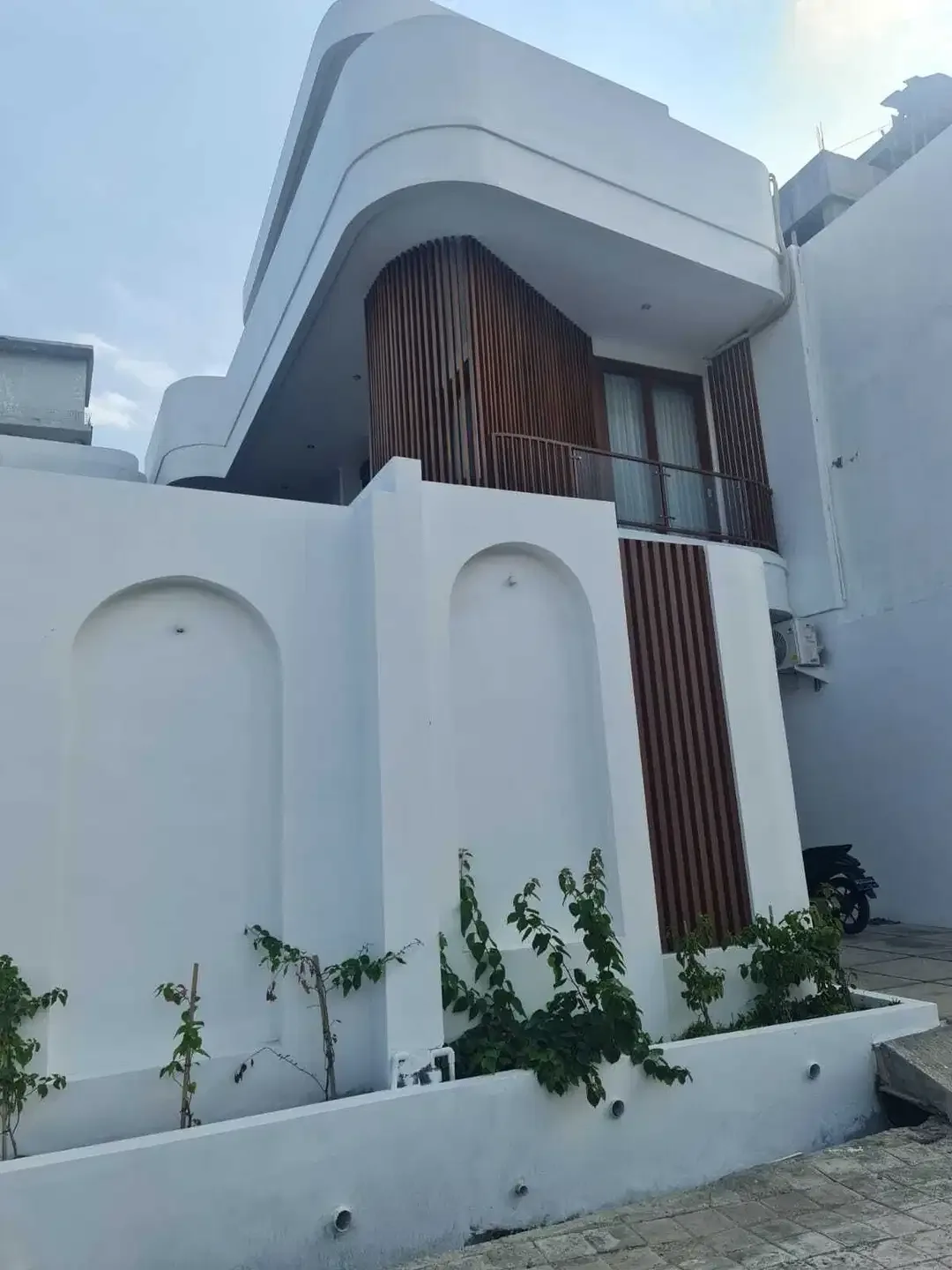 VILLA NUSA DUA LOKASI STARTEGIS FULLY FURNISHED ONE GATE Sistem - Image 1 of 10