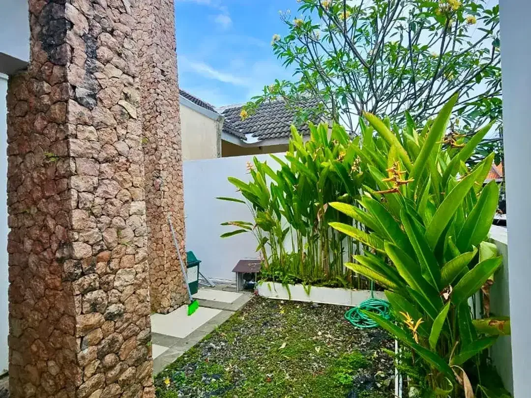 RUMAH BU SIAP HUNI DALAM KOMPLEKS SHM DI JIMBARAN - Image 2 of 10