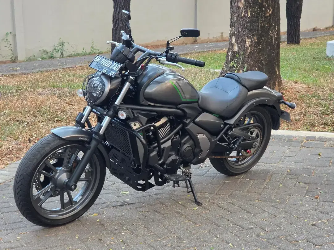 Moge Cruiser Kawasaki Vulcan 650 S th 2022 Like New Siap Gas Turing - Image 8 of 10