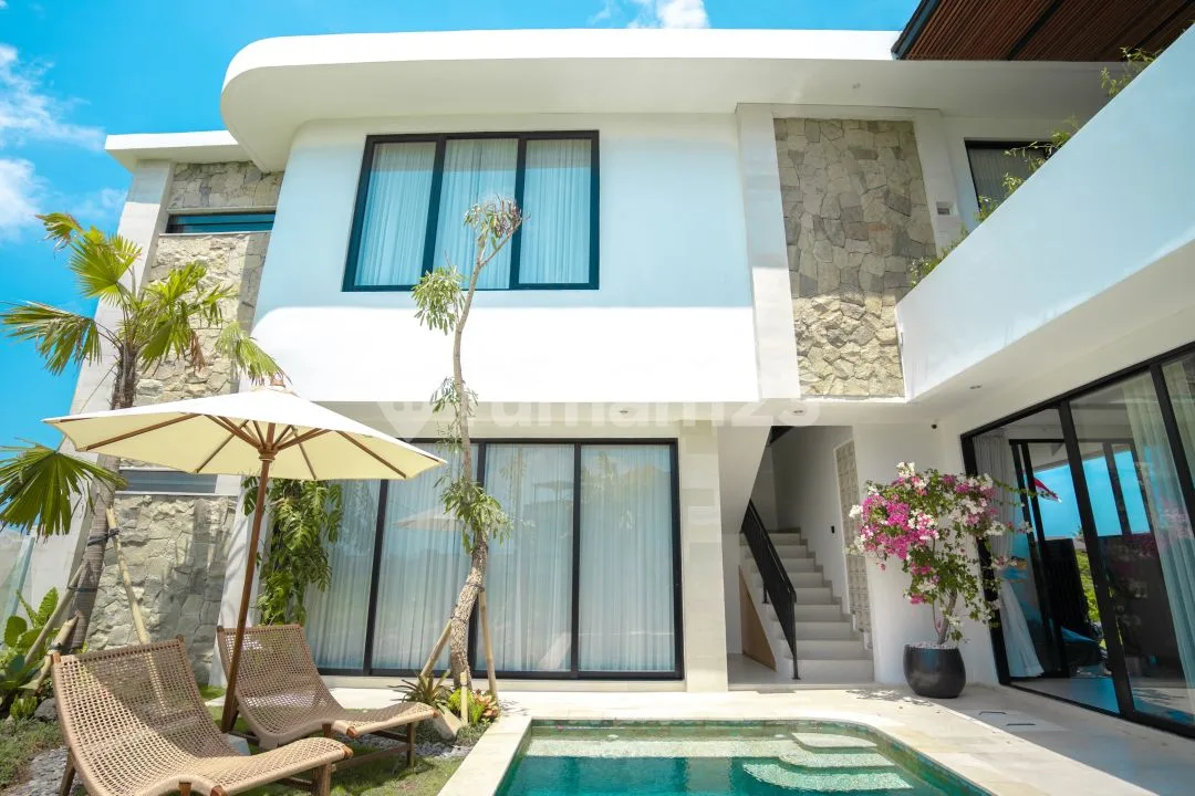 Villa 2 Lantai Full Furnish View Sawah Laut 2Mnt ke Pantai Cemagi - Image 3 of 4