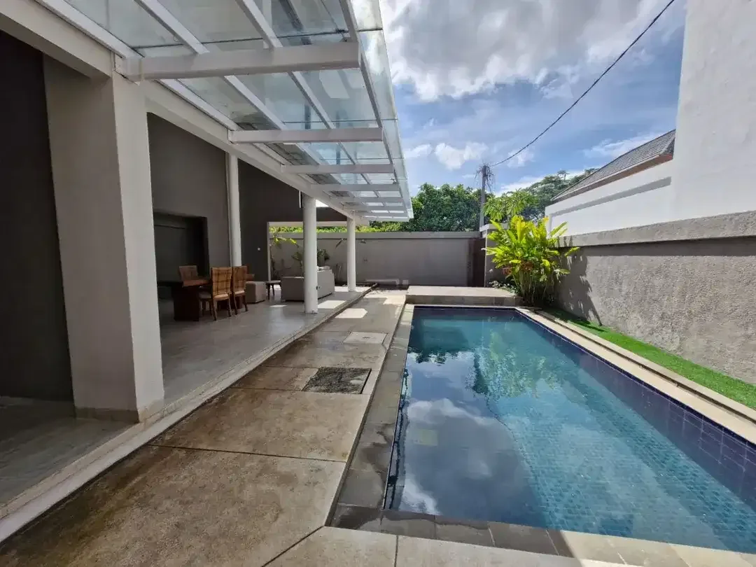 VILLA READY UNIT FURNISHED OCEAN VIEW 3BR BEST LOKASI DI NUSA DUA BALI - Image 8 of 10