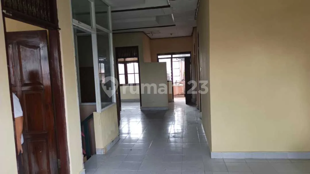 Disewakan Rumah 2 Lantai Luas di Tegalkertha Denpasar Barat - Image 2 of 4