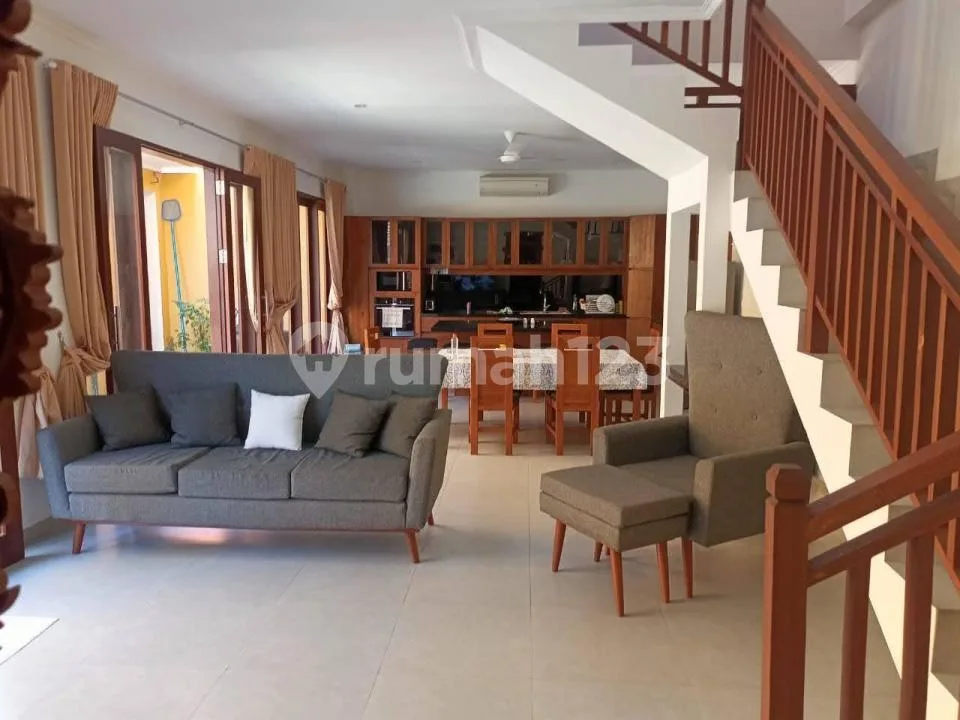 Villa Kawasan Elit Dekat Pantai Sanur dan Icon Mall Bali di Sanur - Image 2 of 4