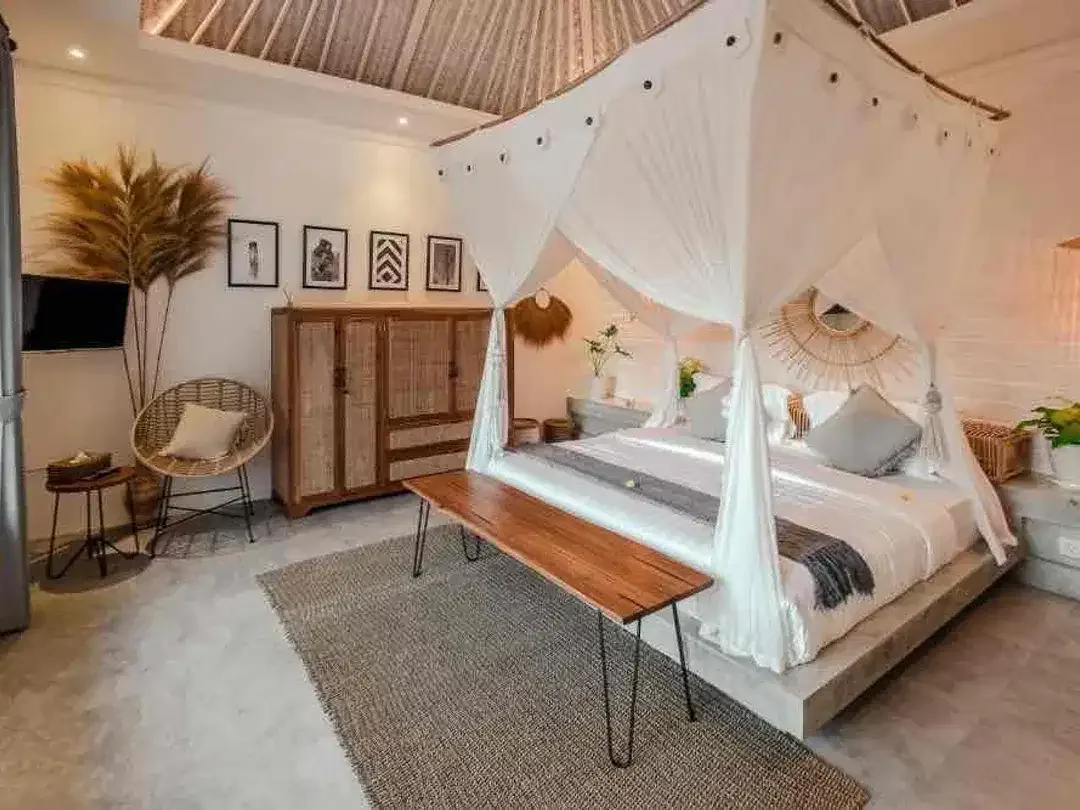 FOR SALE – VILLA MODERN CANGGU
Lokasi strategis, lingkungan tenang, siap huni - Image 7 of 10