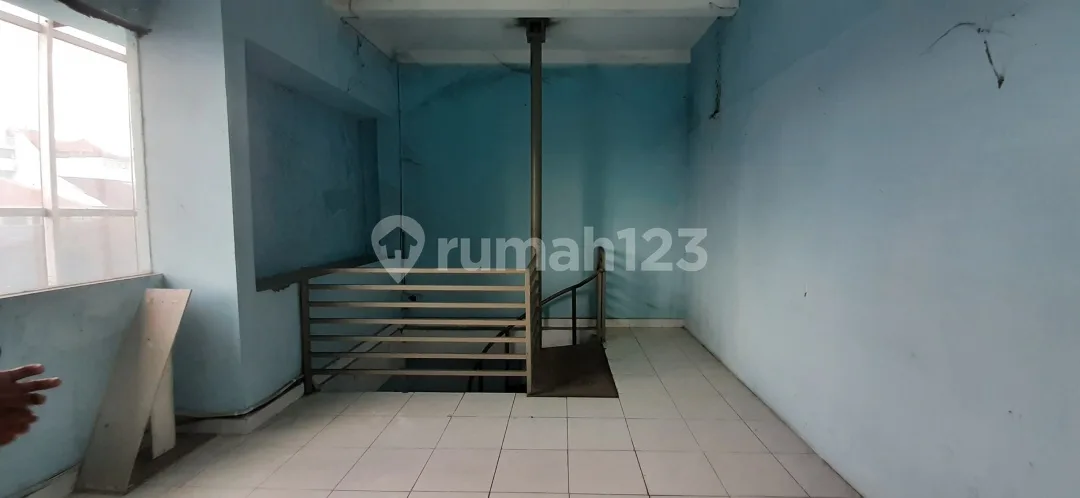 Ruko Ex Kantor dan gudang Gatot Subroto Denpasar - Image 3 of 4