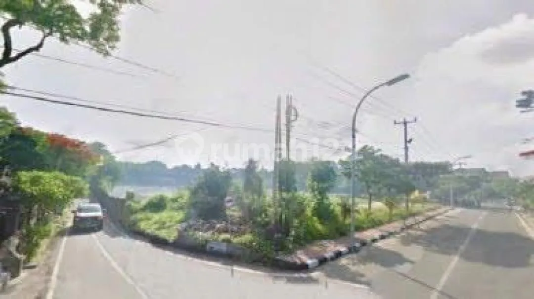 Tanah Hook Depan Pantai Strategis Kawasan Premium di Kedonganan - Image 2 of 4