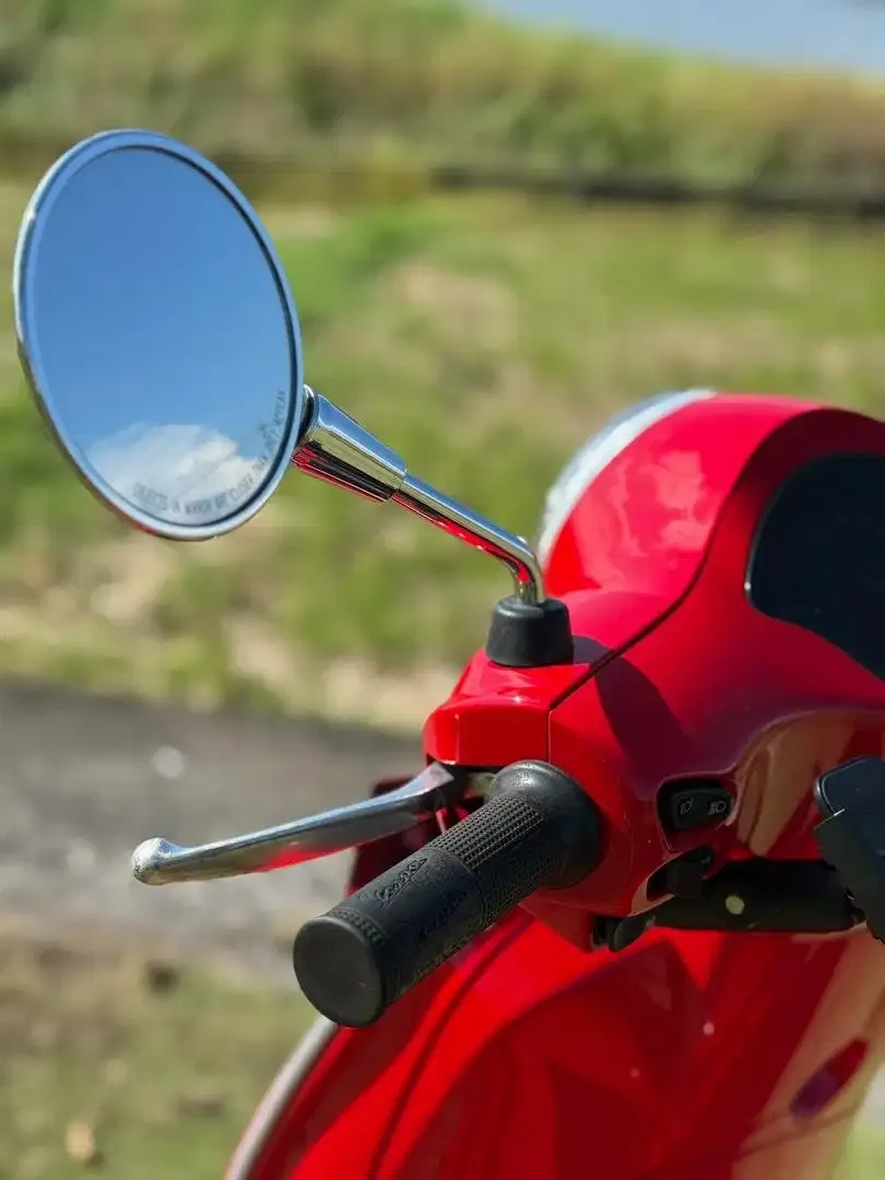 Vespa LX 125 iGet 2024 Merah | Pajak Panjang | Terawat - Image 5 of 6