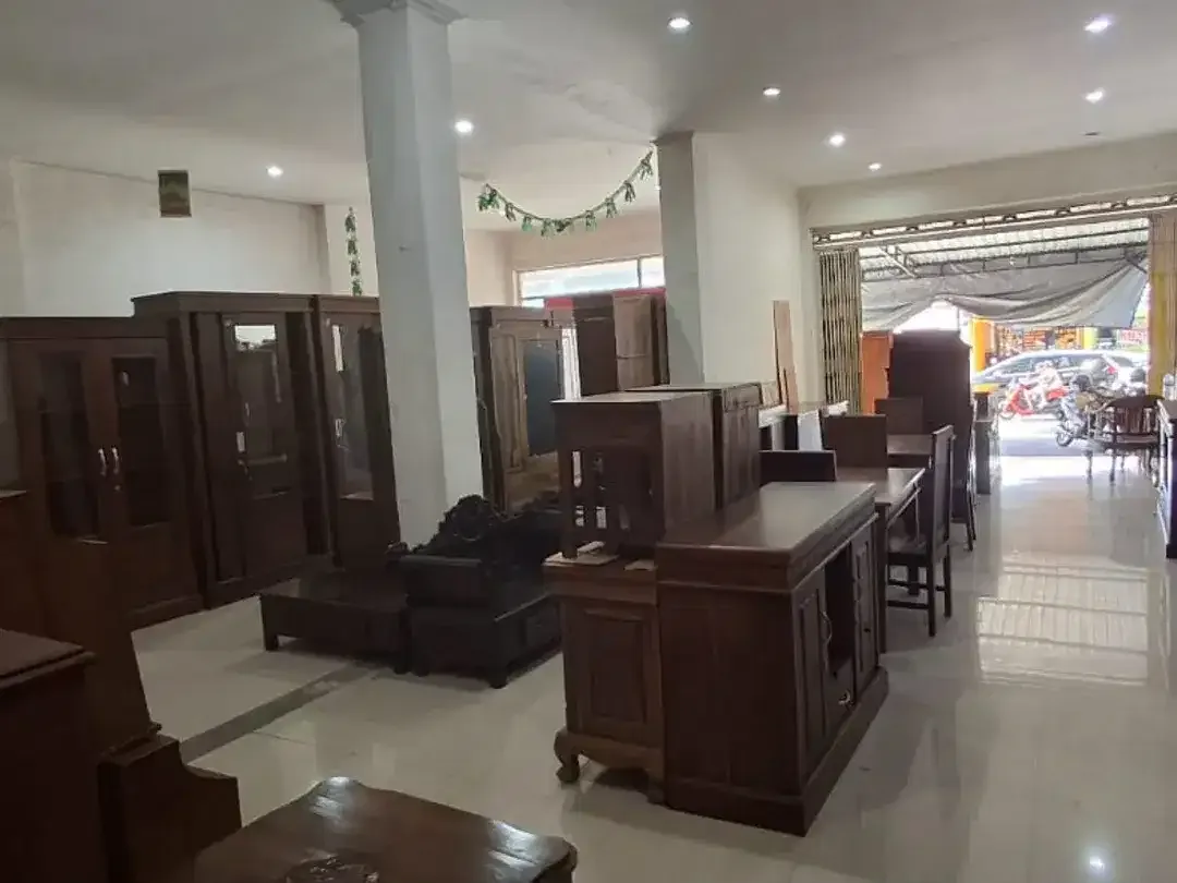 Disewakan Ruko Gandeng di Sesetan , Denpasar Selatan - Image 1 of 5
