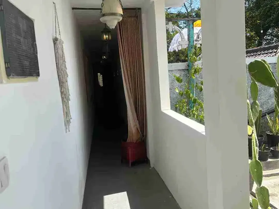 HOMESTAY FULL FURNISH DI SANUR DENGAN KOLAM RENANG JALAN BATUR SARI SANUR KAUH DENPASAR BALI - Image 3 of 10
