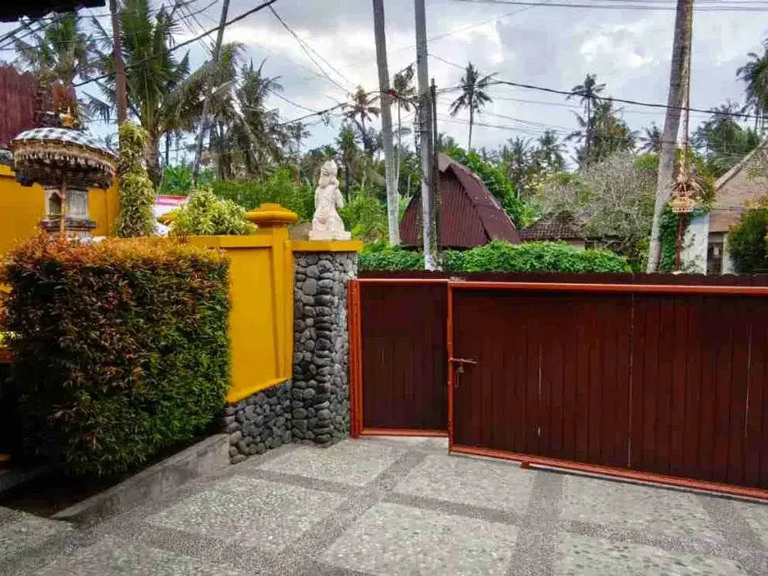 Villa Tropis Dengan Sentuhan Balinese di Pantai Saba Gianyar - Image 3 of 10