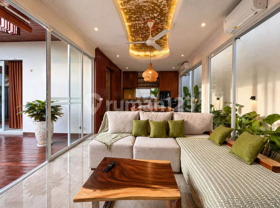 New Stylish 2-Bedroom Designer Villa In Canggu - Image 3 of 4