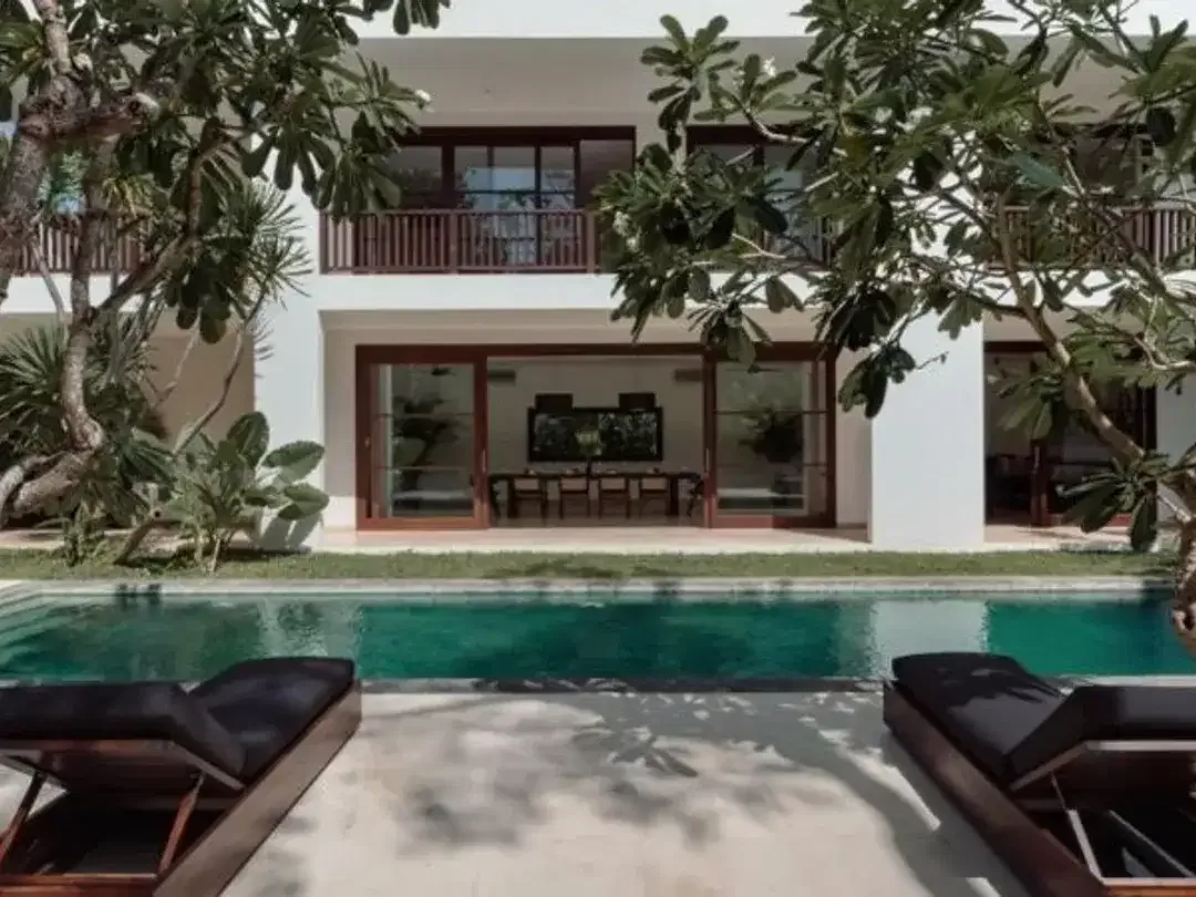 EXLUSIVE VILLA FOR SALE IN KEROBOKAN BADUNG - Image 5 of 10
