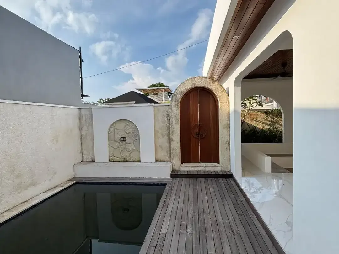 VILLA CANTIK READY UNIT KAWASAN VILLA BEST PREMIUM LOKASI NUSA DUA - Image 7 of 9